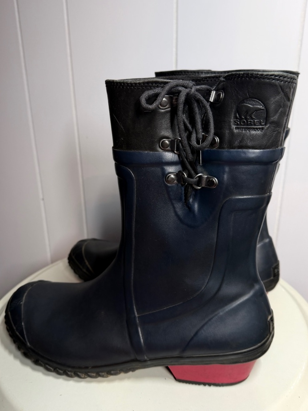 Sorel Black Navy Lace-Up Waterproof Boots with Red Heel - Size 11 - Picture 3 of 12